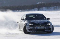 BMW M5 решили протестировать в холодных условиях